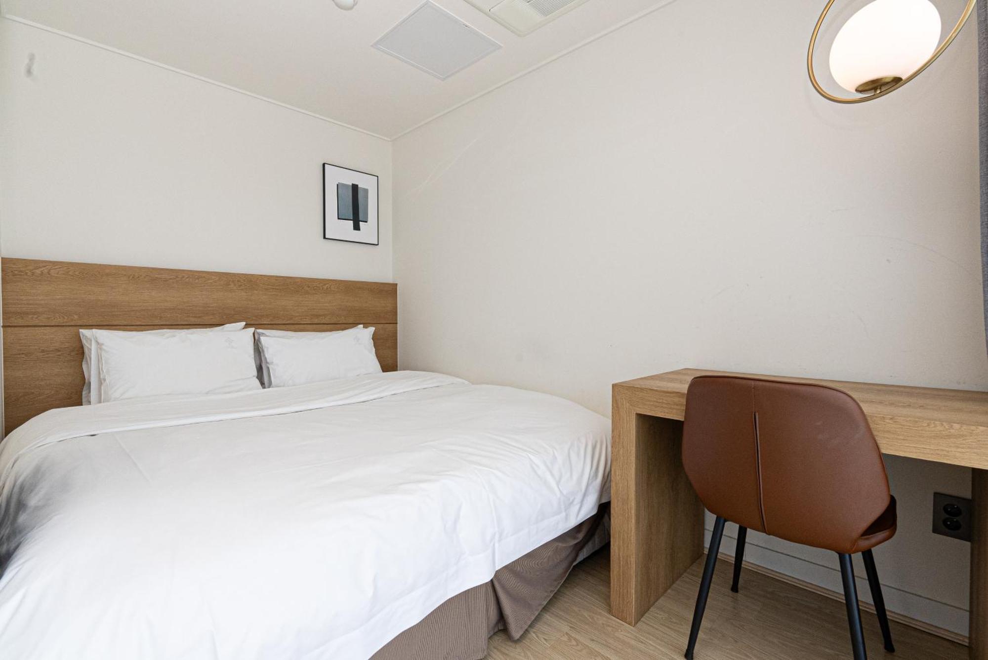Hotel The Grang Jungmun Seogwipo Exteriör bild